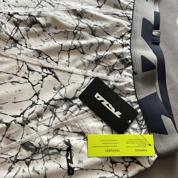 TSLA mens XL compression, white marble, never worn w tags XL, full length - Picture 4 of 8